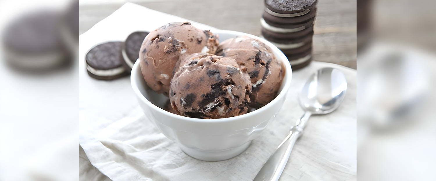 cookie and ice gelato
